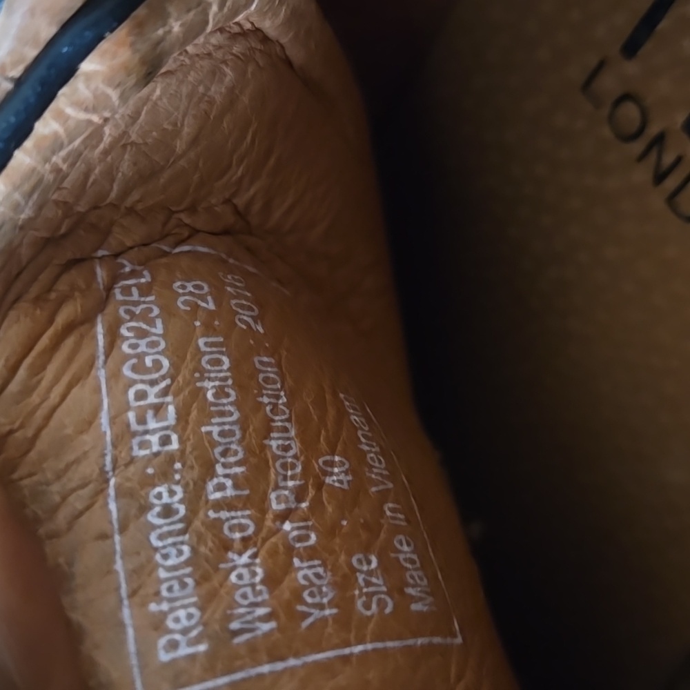 Fly London Berg823fly Black Sneakers with Red Laces Size 40 - Picture 7 of 12